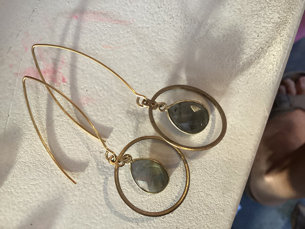 Aretes de bronce Majo