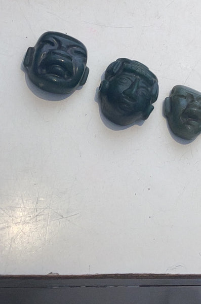 Piezas de Jade