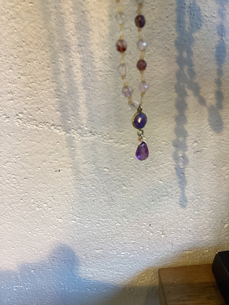 Collares de minerales con bronce
