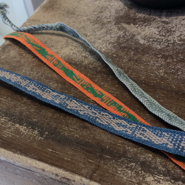 Pulseras Finas a Telar