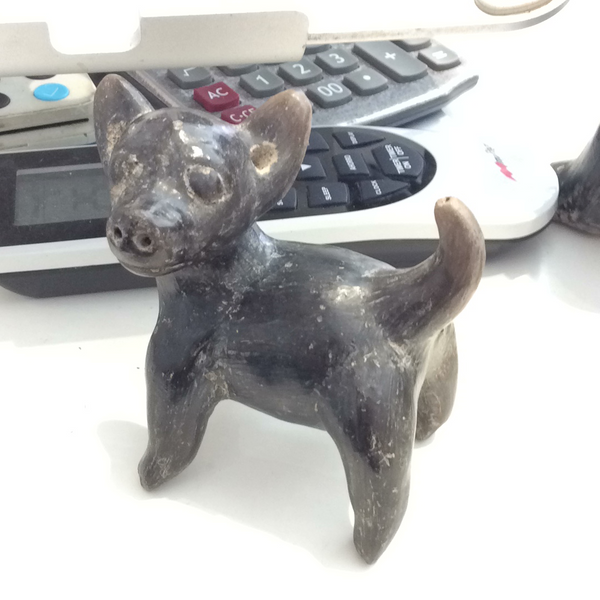 Perro Replicas