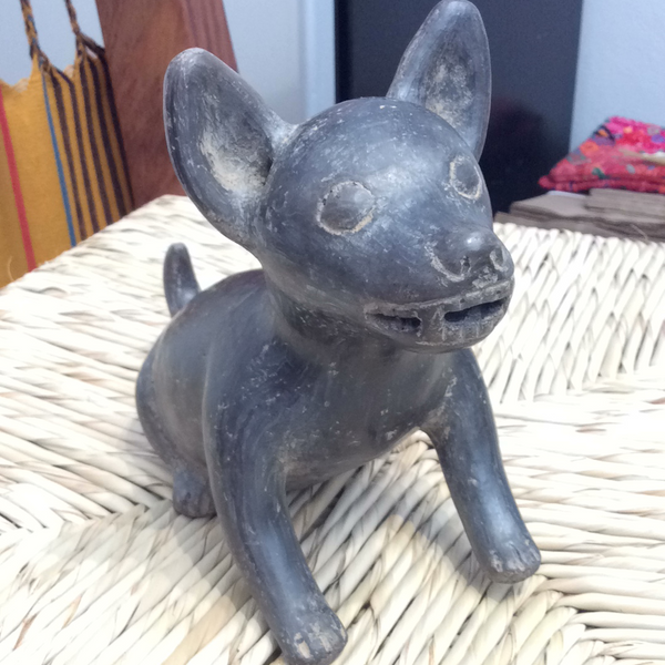 Perro Replicas